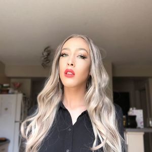 Meet your Posher, Janaya